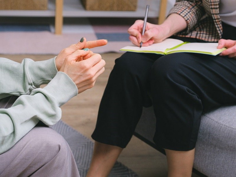 Communicating clearly in mental health